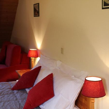 Aparthotel Residenze Sonnenschein Casa Rossa Villabassa Exterior foto